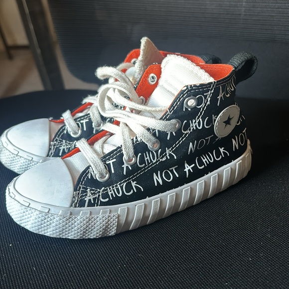 Toddler high top converse - Picture 3 of 6
